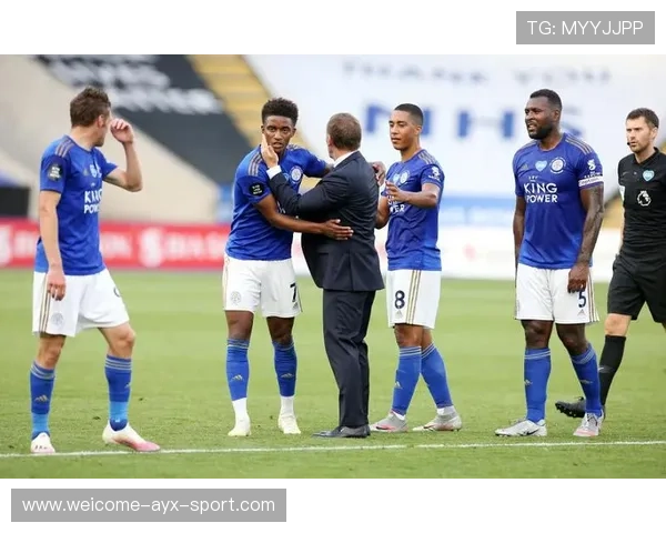 切尔西局部压迫训练愈发默契，战术革新再攀高峰