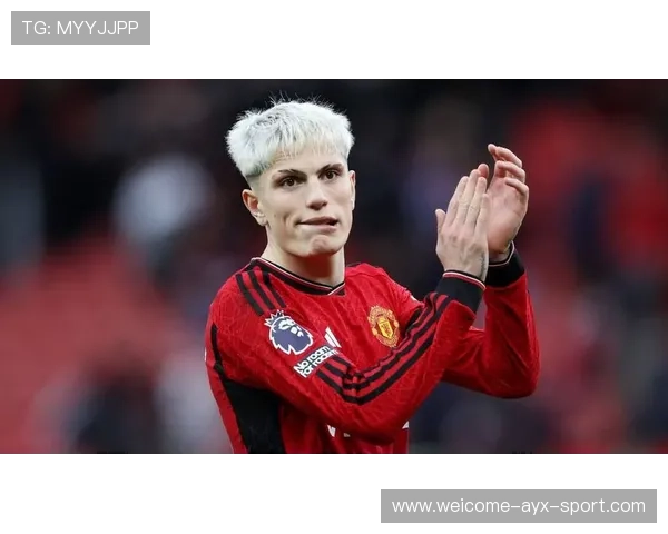 那不勒斯欲租借曼联梅诺,承诺主力位置并全额支付工资。,那不勒斯转会消息 那不勒斯欲租借曼联梅诺,承诺主力位置并全额支付工资。,那不勒斯转会消息